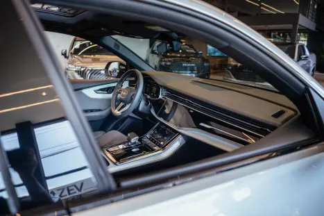 AUDI Q8 3.0 V6 24V 4P TFSI PERFORMANCE BLACK QUATTRO AUTOMÁTICO TIPTRONIC, Foto 26