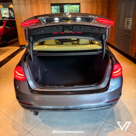 BMW 320I 2.0 16V 4P GP TURBO ACTIVE FLEX AUTOM�TICO, Foto 19