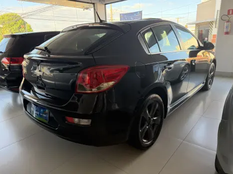 CHEVROLET Cruze Hatch 1.8 16V 4P LTZ SPORT6 FLEX AUTOM�TICO, Foto 4