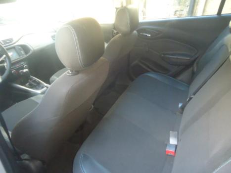 CHEVROLET Onix Hatch 1.4 4P FLEX LT, Foto 3