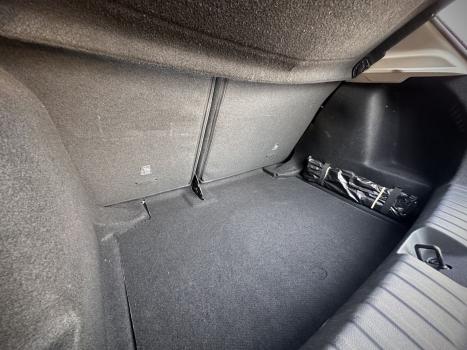 CHEVROLET Onix Hatch 1.0 12V 4P FLEX PREMIER 2 TURBO AUTOM�TICO, Foto 11