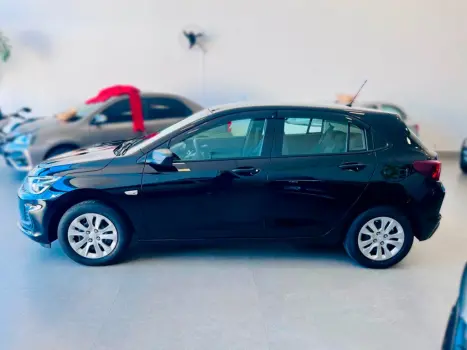 CHEVROLET Onix Hatch 1.0 12V 4P FLEX PLUS TURBO AUTOMÁTICO, Foto 5 CHEVROLET Onix Hatch 1.0 12V 4P FLEX PLUS TURBO AUTOMÁTICO, Foto 5