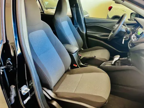 CHEVROLET Onix Hatch 1.0 12V 4P FLEX PLUS TURBO AUTOMÁTICO, Foto 8 CHEVROLET Onix Hatch 1.0 12V 4P FLEX PLUS TURBO AUTOMÁTICO, Foto 8