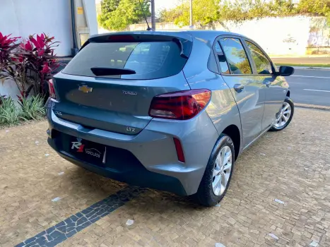CHEVROLET Onix Hatch 1.0 12V 4P FLEX LTZ TURBO, Foto 8 CHEVROLET Onix Hatch 1.0 12V 4P FLEX LTZ TURBO, Foto 8