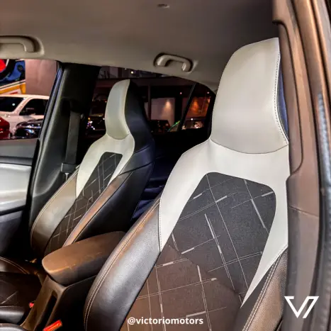 CHEVROLET Onix Hatch 1.0 12V 4P FLEX PREMIER TURBO AUTOMÁTICO, Foto 6 CHEVROLET Onix Hatch 1.0 12V 4P FLEX PREMIER TURBO AUTOMÁTICO, Foto 6