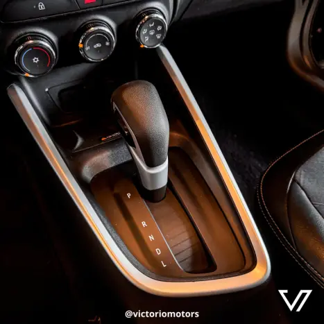 CHEVROLET Onix Hatch 1.0 12V 4P FLEX PREMIER TURBO AUTOMÁTICO, Foto 15 CHEVROLET Onix Hatch 1.0 12V 4P FLEX PREMIER TURBO AUTOMÁTICO, Foto 15