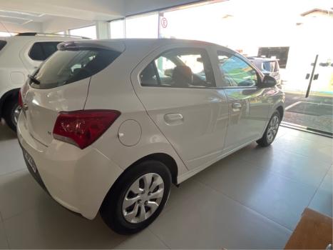 CHEVROLET Onix Hatch 1.0 4P FLEX LT, Foto 4 CHEVROLET Onix Hatch 1.0 4P FLEX LT, Foto 4