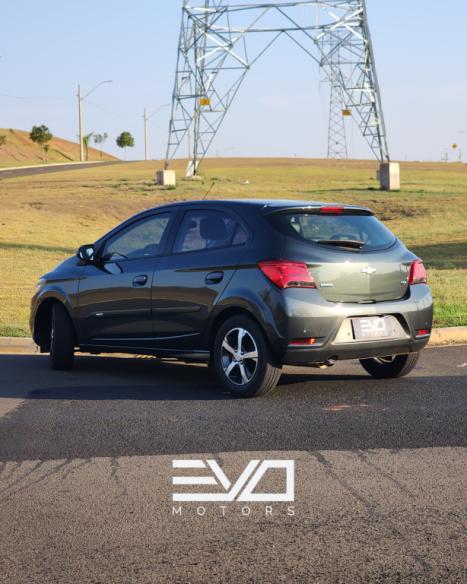 CHEVROLET Onix Hatch 1.4 4P FLEX LTZ AUTOMÁTICO, Foto 7 CHEVROLET Onix Hatch 1.4 4P FLEX LTZ AUTOMÁTICO, Foto 7