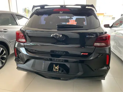 CHEVROLET Onix Hatch 1.0 12V 4P FLEX RS TURBO AUTOMTICO, Foto 4