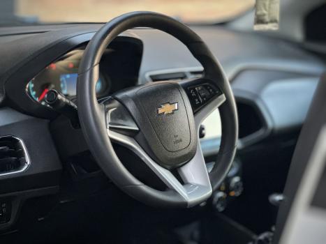 CHEVROLET Onix Hatch 1.4 4P FLEX LTZ, Foto 4