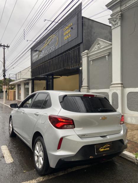 CHEVROLET Onix Hatch 1.0 4P FLEX LTZ TURBO AUTOMTICO, Foto 2