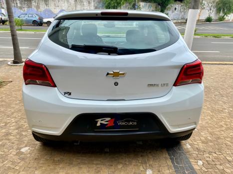 CHEVROLET Onix Hatch 1.4 4P FLEX LTZ AUTOM�TICO, Foto 7