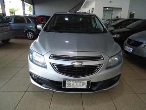 CHEVROLET Onix Hatch 1.4 4P FLEX LT, Foto 3