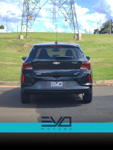 CHEVROLET Onix Hatch 1.0 12V 4P FLEX TURBO AUTOM�TICO, Foto 6