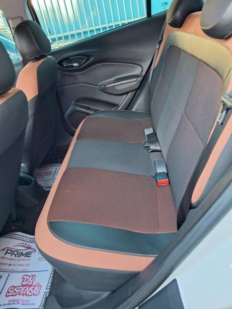 CHEVROLET Onix Hatch , Foto 11