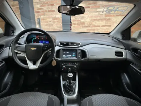 CHEVROLET Onix Hatch 1.4 4P FLEX LT, Foto 6