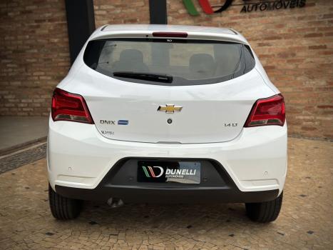 CHEVROLET Onix Hatch 1.4 4P FLEX LT, Foto 10