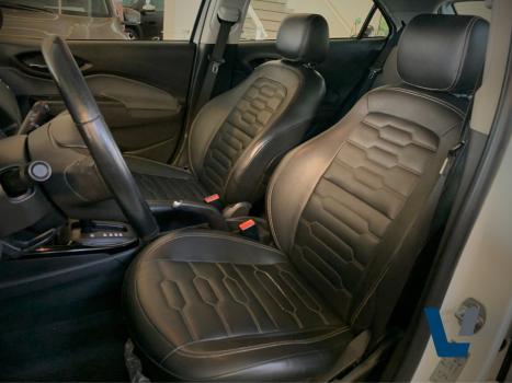 CHEVROLET Onix Hatch 1.4 4P FLEX LTZ AUTOM�TICO, Foto 7