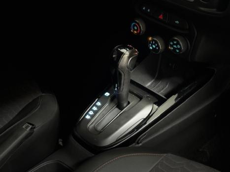 CHEVROLET Onix Hatch 1.4 4P FLEX LTZ AUTOM�TICO, Foto 9