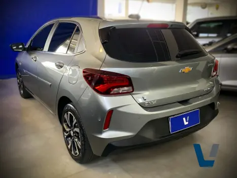 CHEVROLET Onix Hatch 1.0 12V 4P FLEX PREMIER 2 TURBO AUTOM�TICO, Foto 6