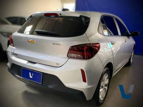 CHEVROLET Onix Hatch 1.0 12V 4P FLEX LT TURBO AUTOM�TICO, Foto 4
