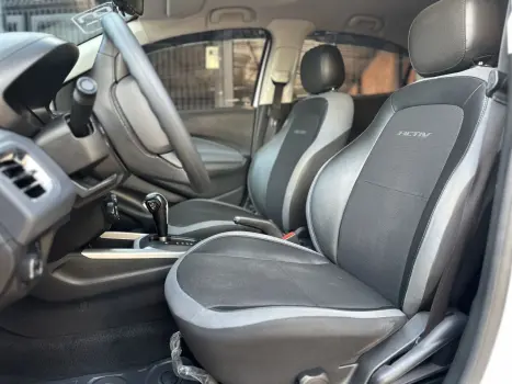 CHEVROLET Onix Hatch 1.4 4P FLEX ACTIV AUTOM�TICO, Foto 7