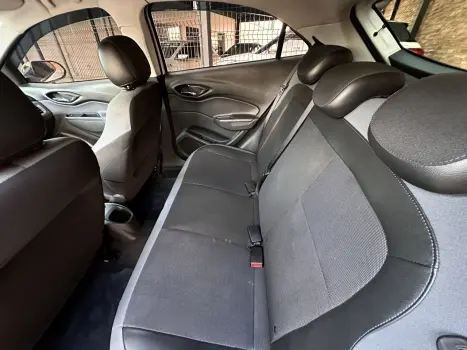 CHEVROLET Onix Hatch 1.4 4P FLEX ACTIV AUTOM�TICO, Foto 8