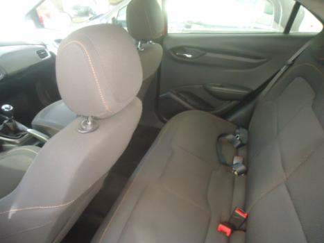 CHEVROLET Onix Hatch 1.4 4P FLEX LTZ, Foto 3