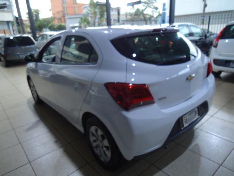 CHEVROLET Onix Hatch 1.0 4P FLEX LT, Foto 6