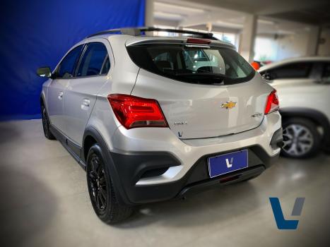 CHEVROLET Onix Hatch 1.4 4P FLEX ACTIV AUTOM�TICO, Foto 6