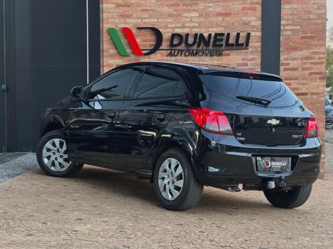 CHEVROLET Onix Hatch 1.4 4P FLEX LT, Foto 2