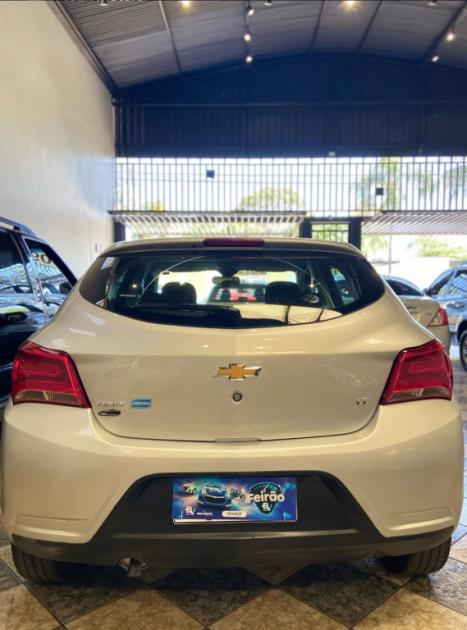 CHEVROLET Onix Hatch 1.0 4P FLEX LT, Foto 3