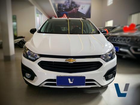 CHEVROLET Onix Hatch 1.4 4P FLEX ACTIV AUTOM�TICO, Foto 2