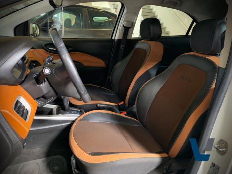 CHEVROLET Onix Hatch 1.4 4P FLEX ACTIV AUTOM�TICO, Foto 10