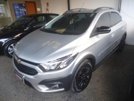 CHEVROLET Onix Hatch 1.4 4P FLEX ACTIV AUTOM�TICO, Foto 2