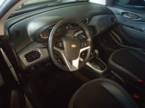CHEVROLET Onix Hatch 1.4 4P FLEX ACTIV AUTOM�TICO, Foto 3