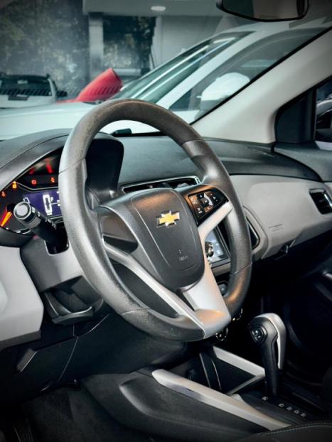 CHEVROLET Onix Hatch 1.4 4P FLEX ADVANTAGE AUTOM�TICO, Foto 5