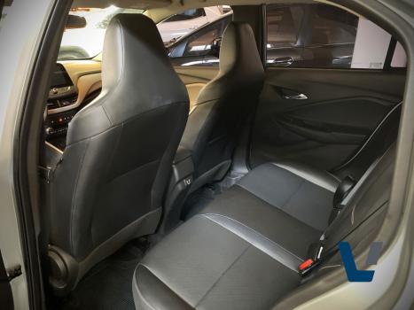 CHEVROLET Onix Hatch 1.0 12V 4P FLEX PREMIER TURBO AUTOMÁTICO, Foto 12