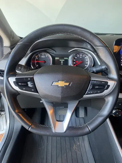 CHEVROLET Onix Hatch 1.0 12V 4P FLEX PREMIER TURBO AUTOMÁTICO, Foto 4