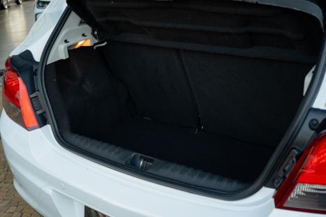 CHEVROLET Onix Hatch 1.4 4P FLEX LTZ, Foto 15