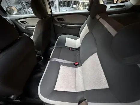 CHEVROLET Spin 1.8 4P FLEX ADVANTAGE AUTOM�TICO, Foto 8