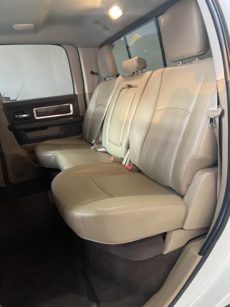 DODGE Ram 6.7 I6 24V 4P 2500 LARAMIE 4X4 TURBODIESEL  AUTOMÁTICO CABINE DUPLA, Foto 11 DODGE Ram 6.7 I6 24V 4P 2500 LARAMIE 4X4 TURBODIESEL  AUTOMÁTICO CABINE DUPLA, Foto 11