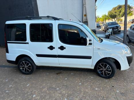 FIAT Doblo 1.8 16V 4P FLEX ESSENCE 7 LUGARES, Foto 4