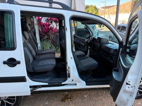 FIAT Doblo 1.8 16V 4P FLEX ESSENCE 7 LUGARES, Foto 7