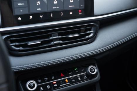 FIAT Fastback 1.0 12V 4P FLEX IMPETUS HIBRID 200 TURBO AUTOM�TICO CVT, Foto 10