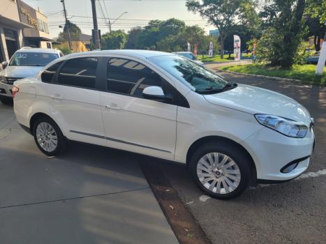 FIAT Grand Siena 1.6 16V 4P ESSENCE FLEX, Foto 3