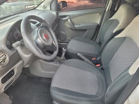 FIAT Grand Siena 1.6 16V 4P ESSENCE FLEX, Foto 5