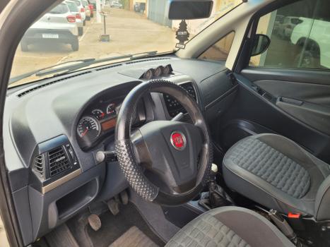 FIAT Idea 1.8 4P ADVENTURE FLEX, Foto 6