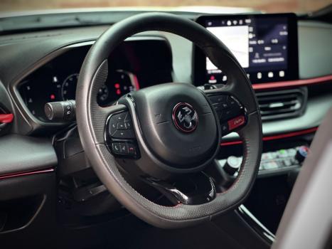 FIAT Pulse 1.3 16V 4P FLEX TURBO 270 ABARTH AT6 AUTOM�TICO, Foto 4