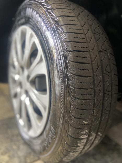 FIAT Punto 1.8 4P HLX FLEX, Foto 7